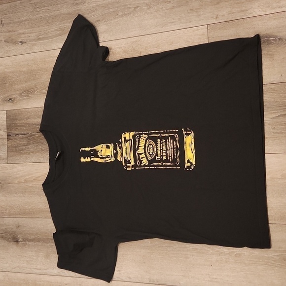 Black Unlimited TSHIRT - Picture 1 of 4